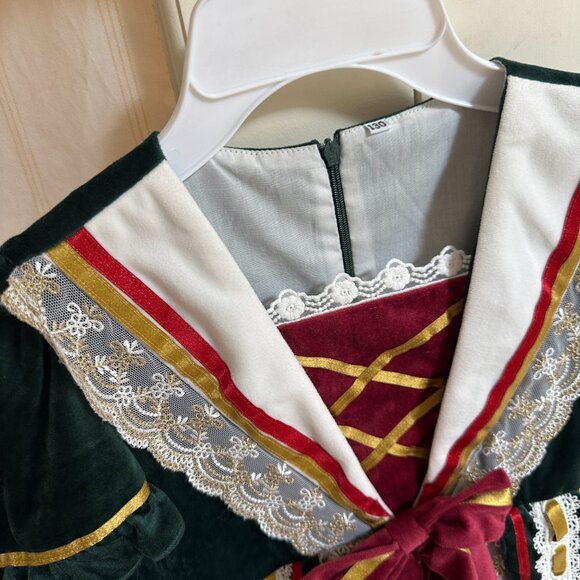 Christmas Princess Dress-Victorian Holiday Costume for Girls-Velvet & Lace 7~8T - Picture 3 of 4